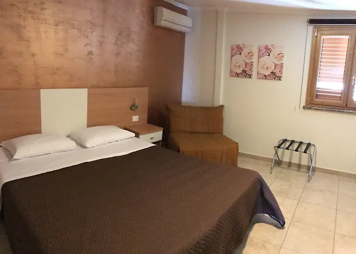 Hotel Kalaskiso' Giardini Naxos