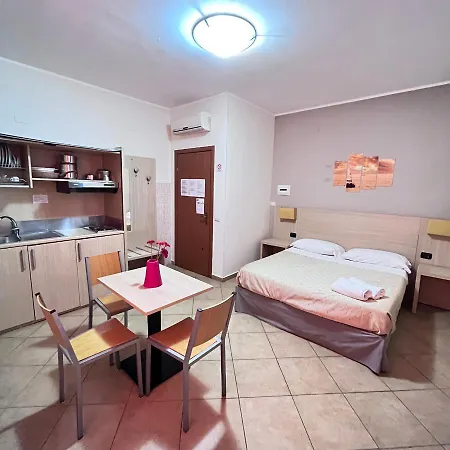 Hotel Kalaskiso' Giardini Naxos