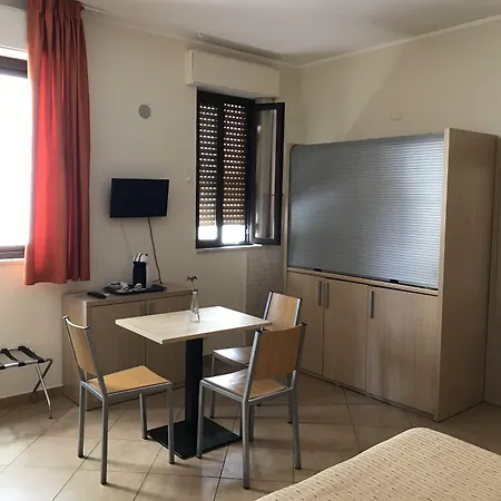 Otel Kalaskiso' Giardini Naxos