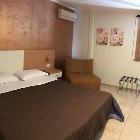 Otel Kalaskiso' Giardini Naxos