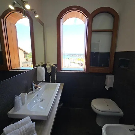 Kalaskiso' Hotel Giardini-Naxos