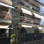 Kalaskiso' جيارديني ناكسوس