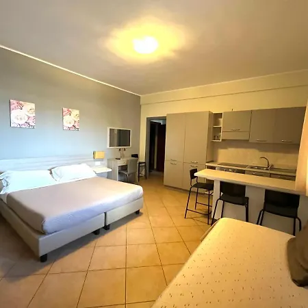 Otel Kalaskiso' Giardini Naxos